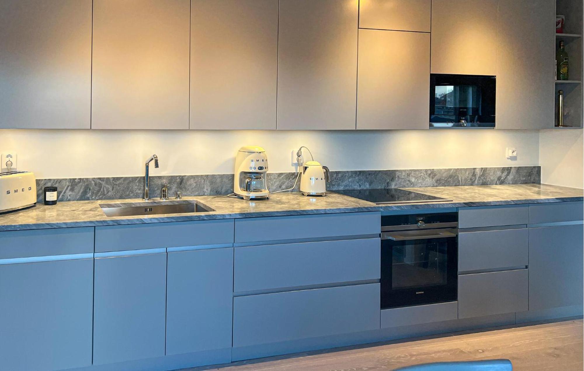 2 Bedroom Gorgeous Apartment In Stockholm Bagian luar foto